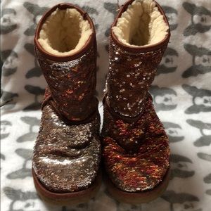 Color Changing Sequined UGG Australia Boots!